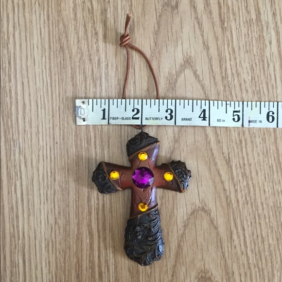 Cross 🐣 🐇 ✝️ 🇺🇸 - Picture 2 of 3